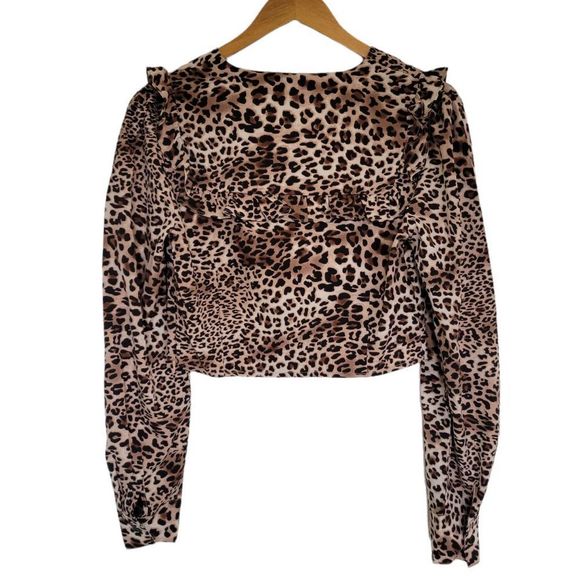 Nasty Gal Leopard Cropped Blouse - Picture 3 of 12